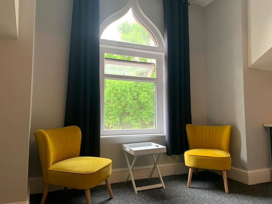Fantastic Large 2 X Bedroom Flat, Free Parking Sale Esterno foto